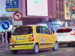 Taxi colombiano en España