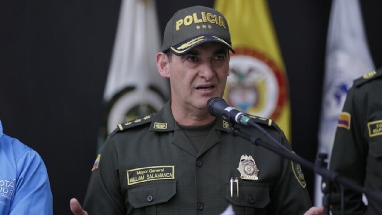 El nuevo director de la Policía Nacional es el general retirado, William Salamanca, quien venía
desempeñándose como cónsul general en Miami, Estados Unidos.