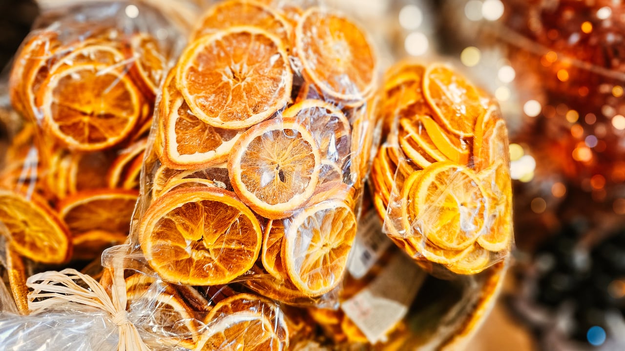 Popurrí con cáscaras de naranja