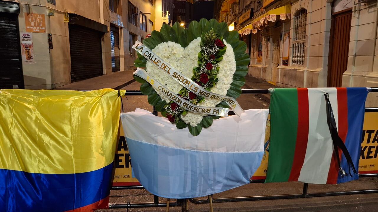 Esta emblemática calle es uno de los lugares más visitados por propios y turistas todos los viernes.