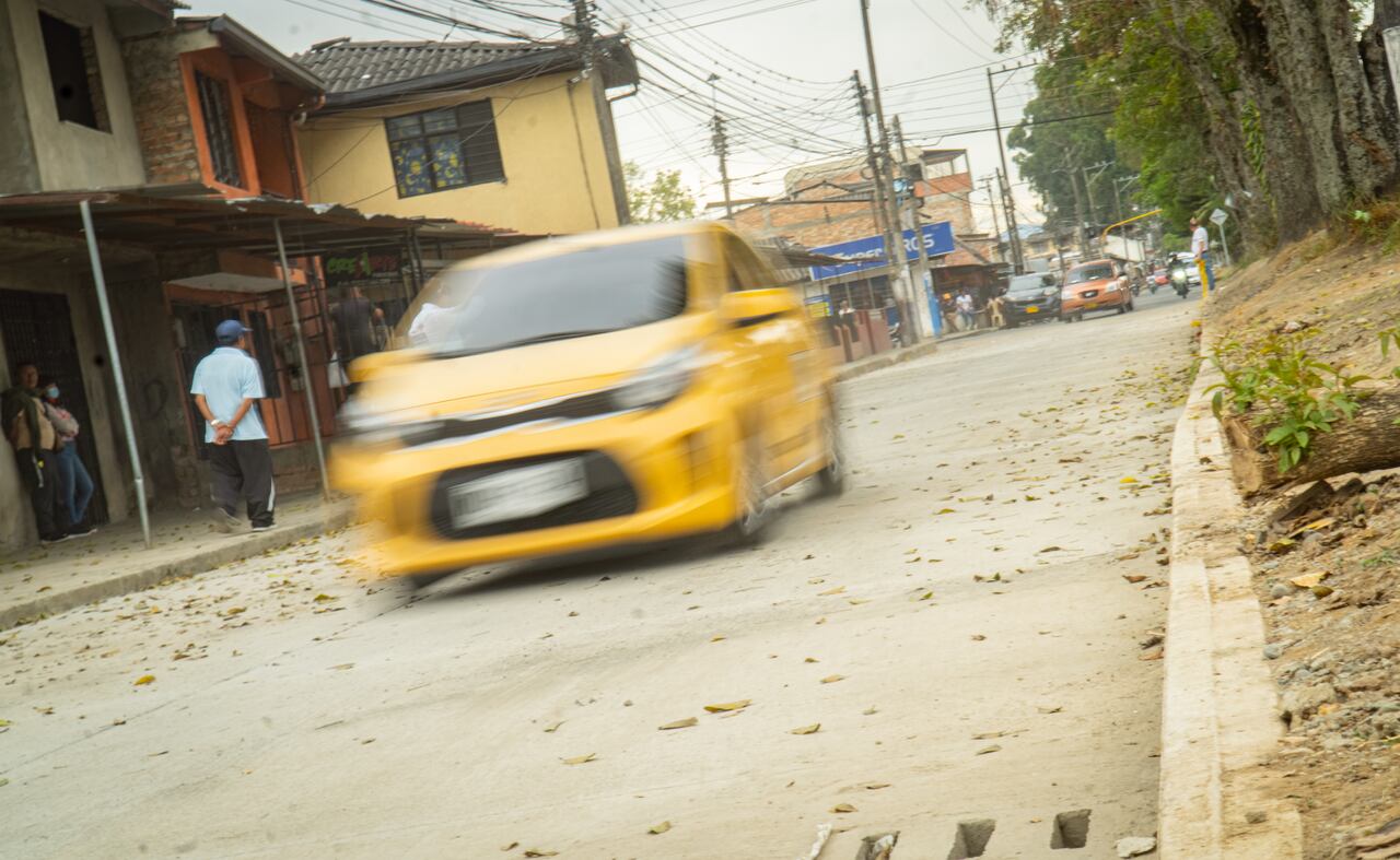 La movilidad hacia el sur de Popayán mejoró de forma considerable tras la apertura de este tramo de la avenida Primero de Mayo o calle 17 de la capital del Cauca.