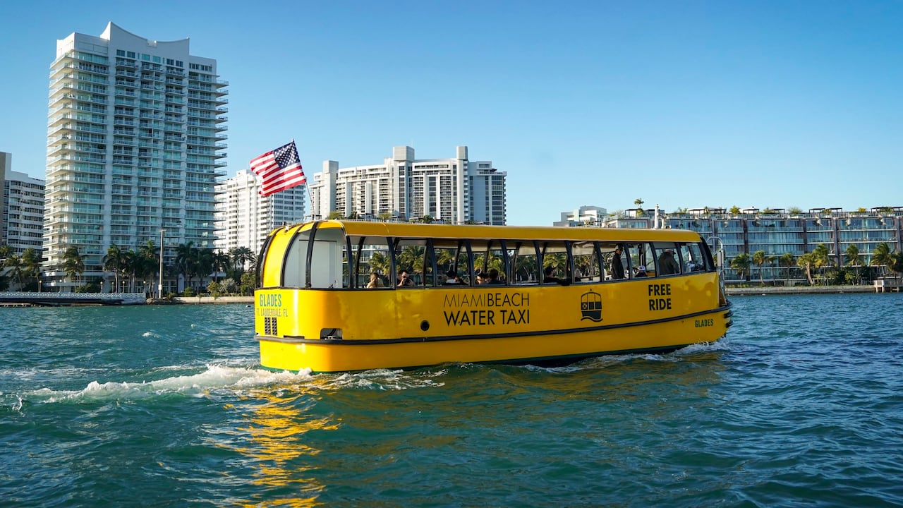 Estos taxis salen desde Miami Beach con intervalos de una hora y media hora.