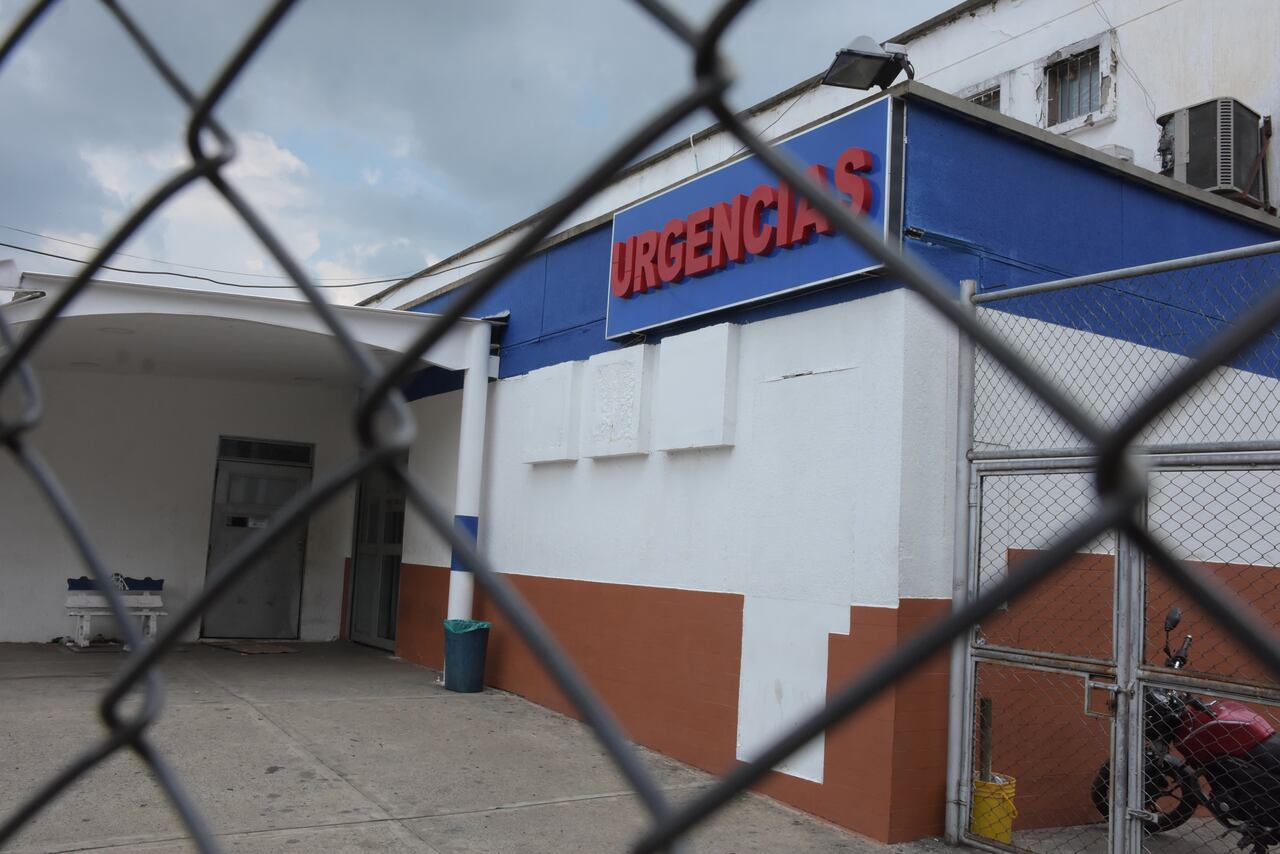 Pacientes del Hospital Mario Correa Rengifo en los Chorros tienen que ser trasladados a otros centros de Salud, debido a una falla en el suministro de energía que los imposibilita prestar sus servicios médicos