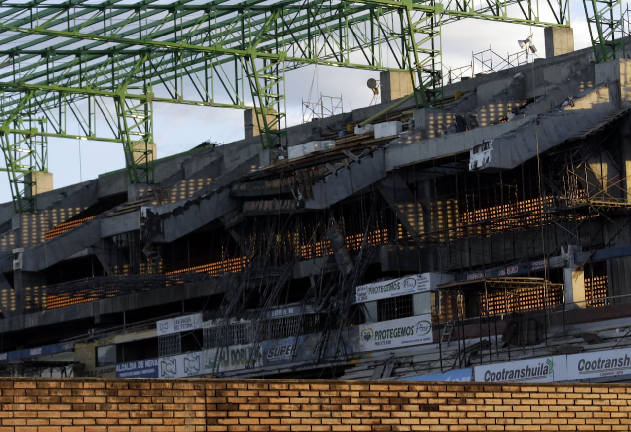 En este estado quedó el estadio Guillermo Plazas Alcid, de Neiva, tras la tragedia de 2016.