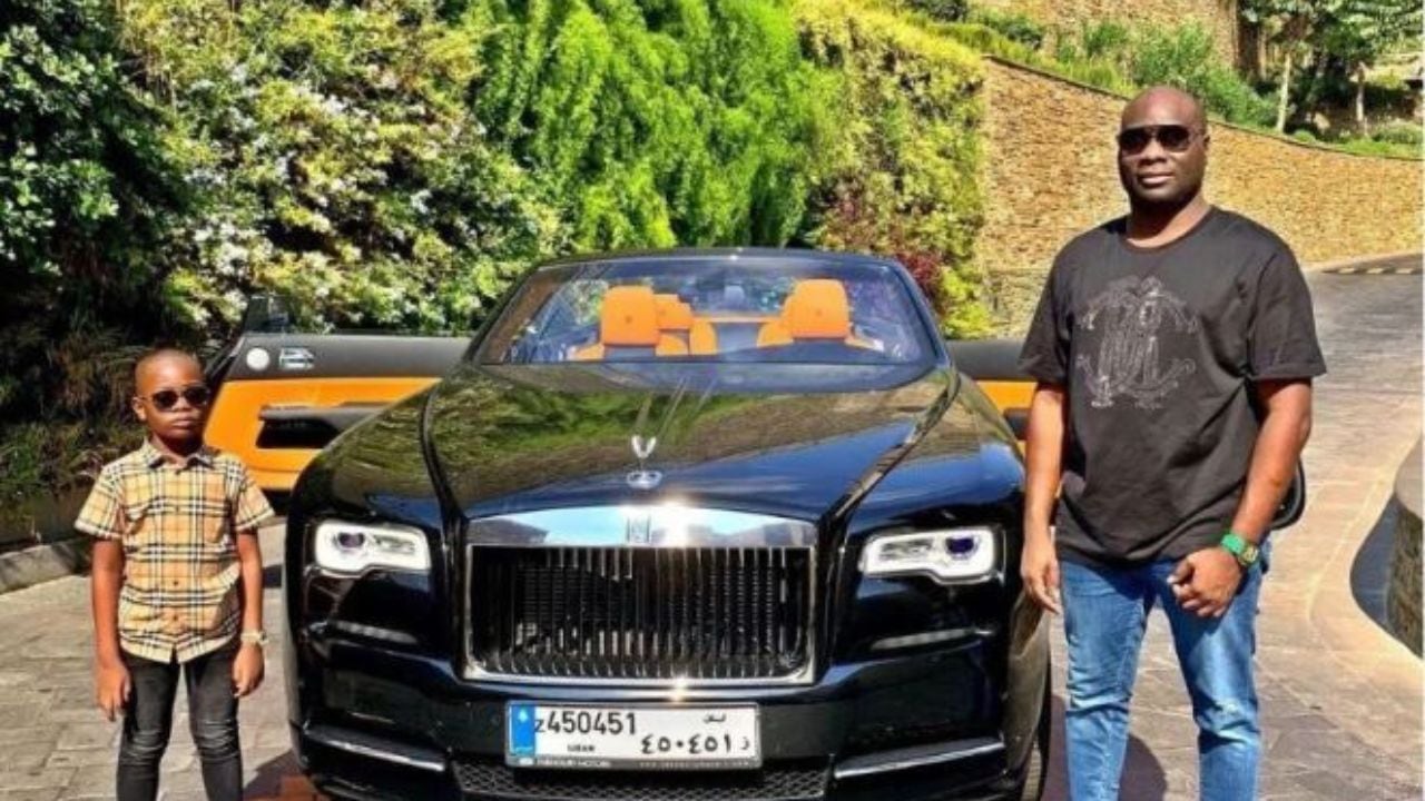 Mompha Junior. El niño de 10 años que vive con autos de lujos, excentricidades y tiene su propia mansión. / Foto: Instagram de Mompha