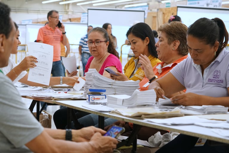 La Registraduría realiza el preconteo de las elecciones regionales 2023, de Cali y Valle del Cauca.