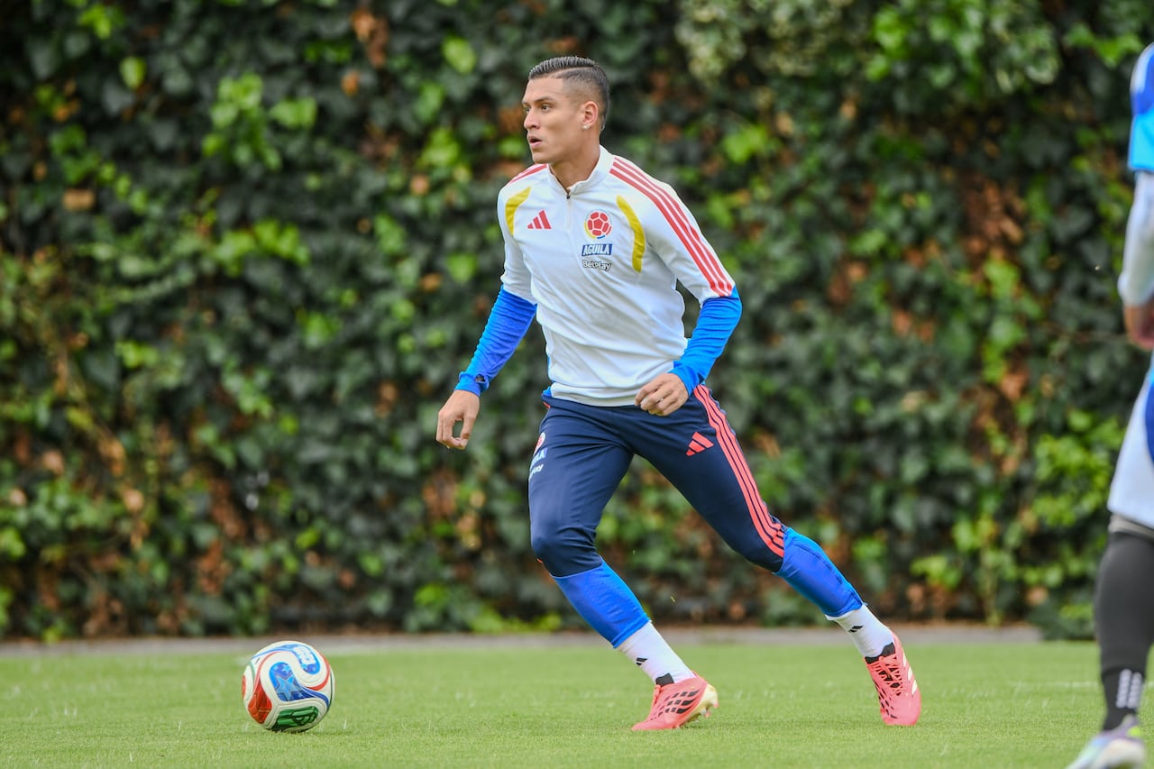 Entrenamiento de la Selección Colombia en Bogotá para su partido preparatorio ante Costa Rica