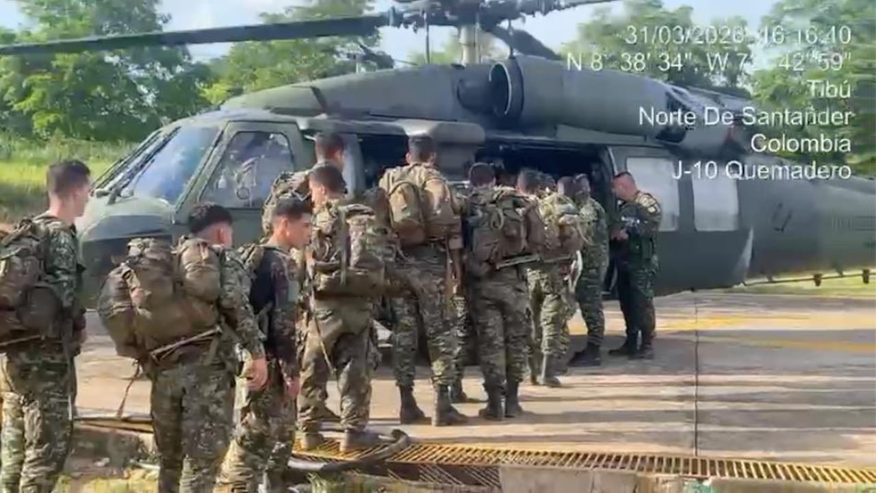 El Ejército confirmó el traslado aéreo de los soldados desde Tibú hacia Cúcuta tras verificar condiciones climáticas en la zona.