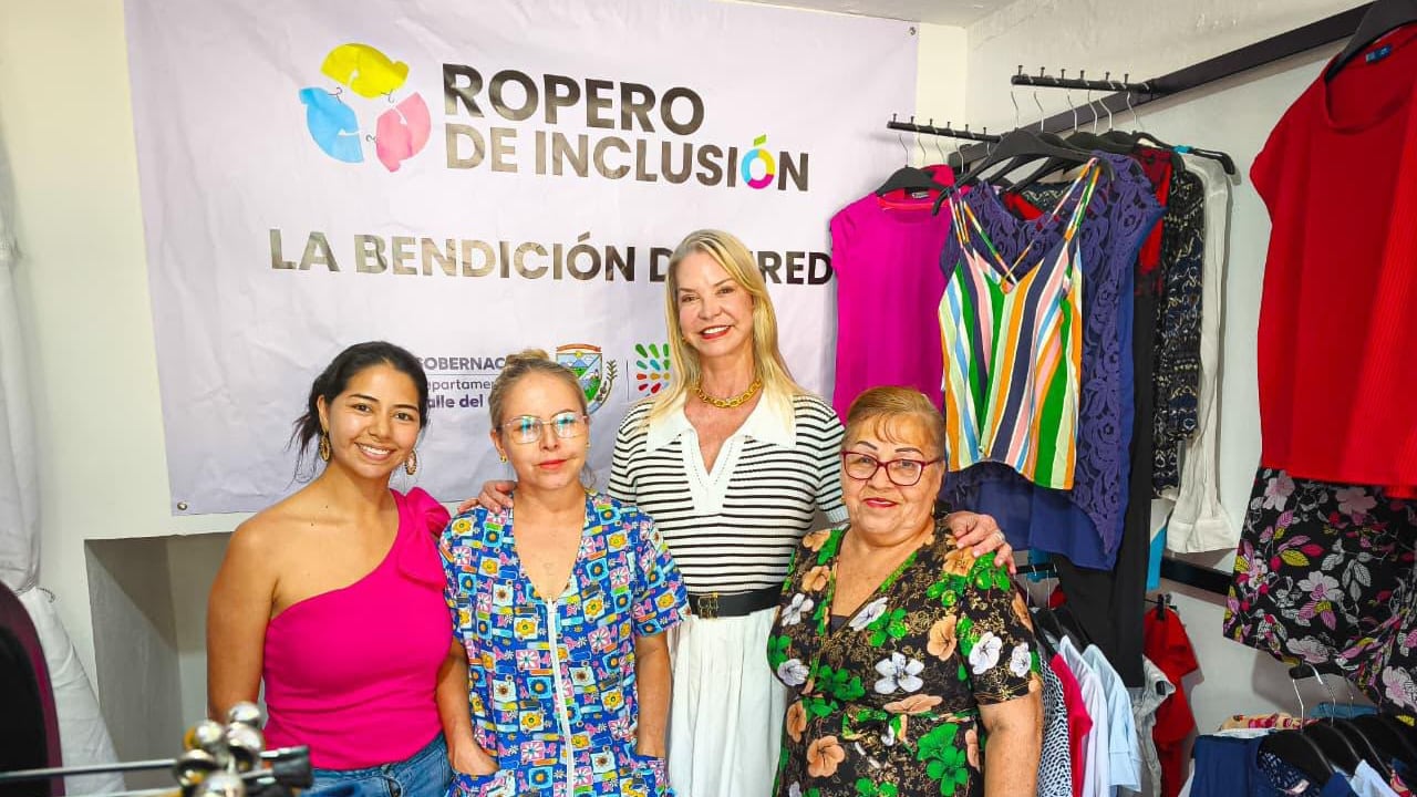 Gobernación del Valle mantiene el llamado a donar ropa para familias afectadas por el sismo