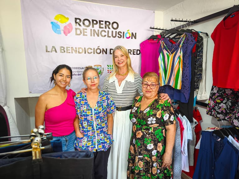 Gobernación del Valle mantiene el llamado a donar ropa para familias afectadas por el sismo