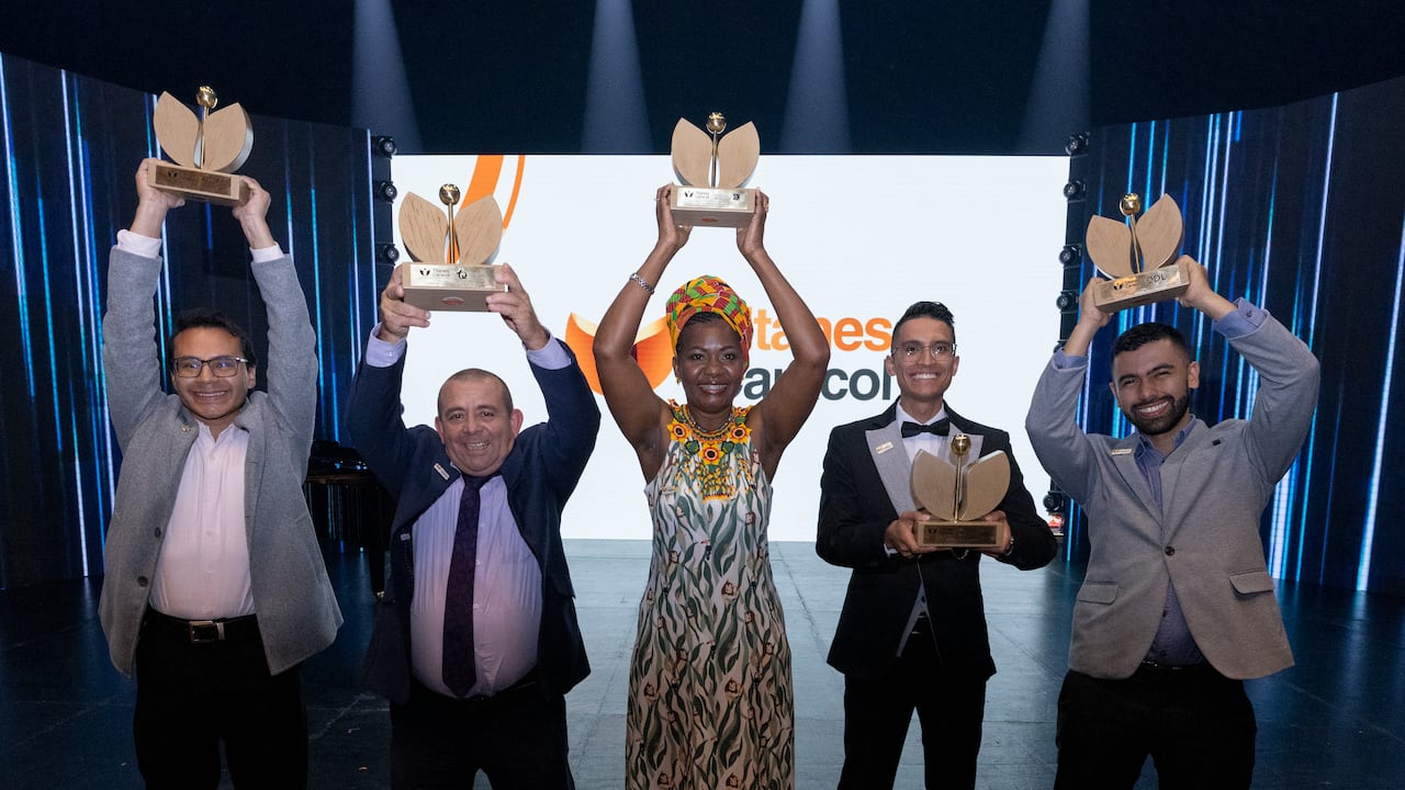 Estos cinco colombianos recibieron su reconocimiento como Titanes Caracol el pasado 18 de agosto.