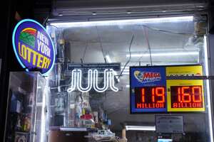 El premio mayor de Powerball es anunciado incluso en las gasolineras