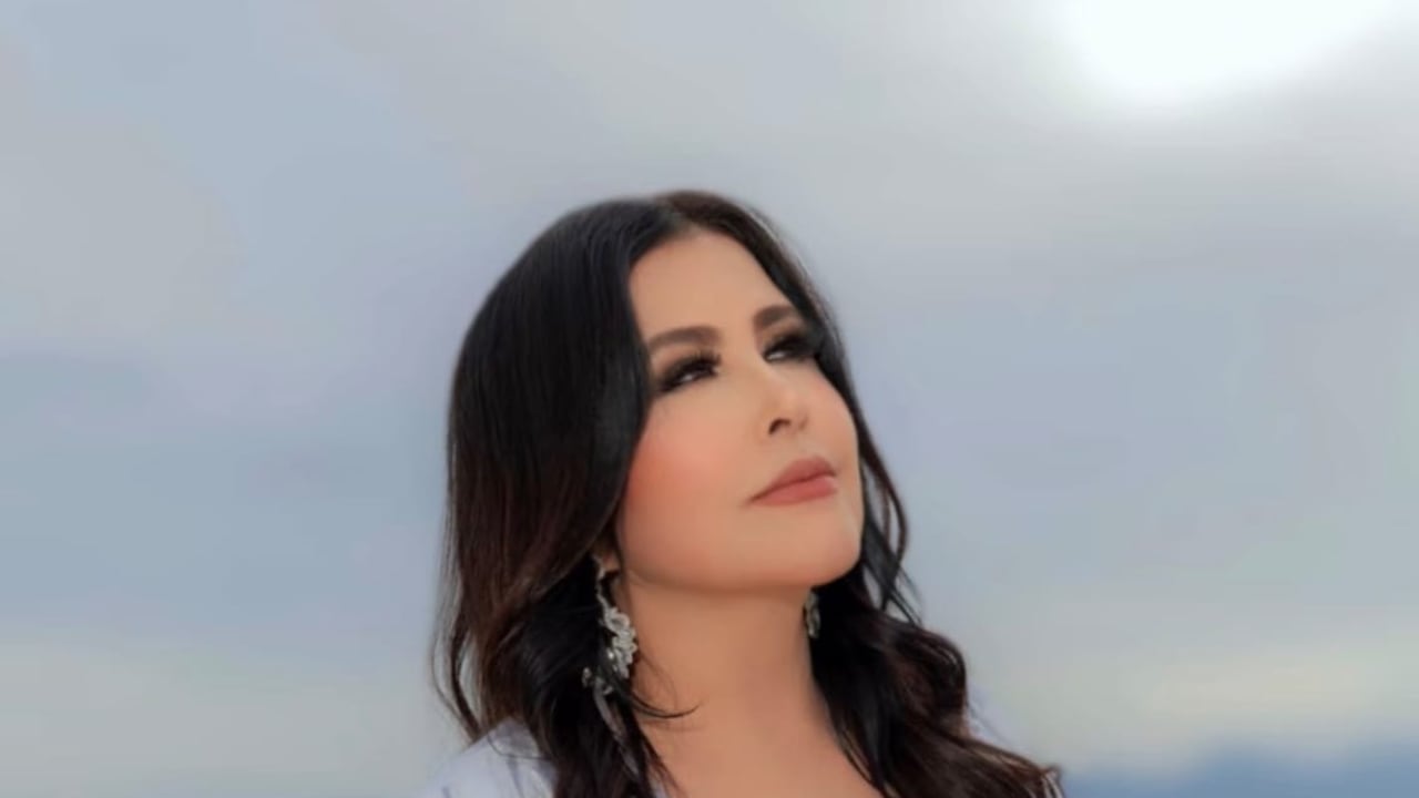 Arelys Henao cumple tres décadas de trayectoria artística y lanza sencillo.