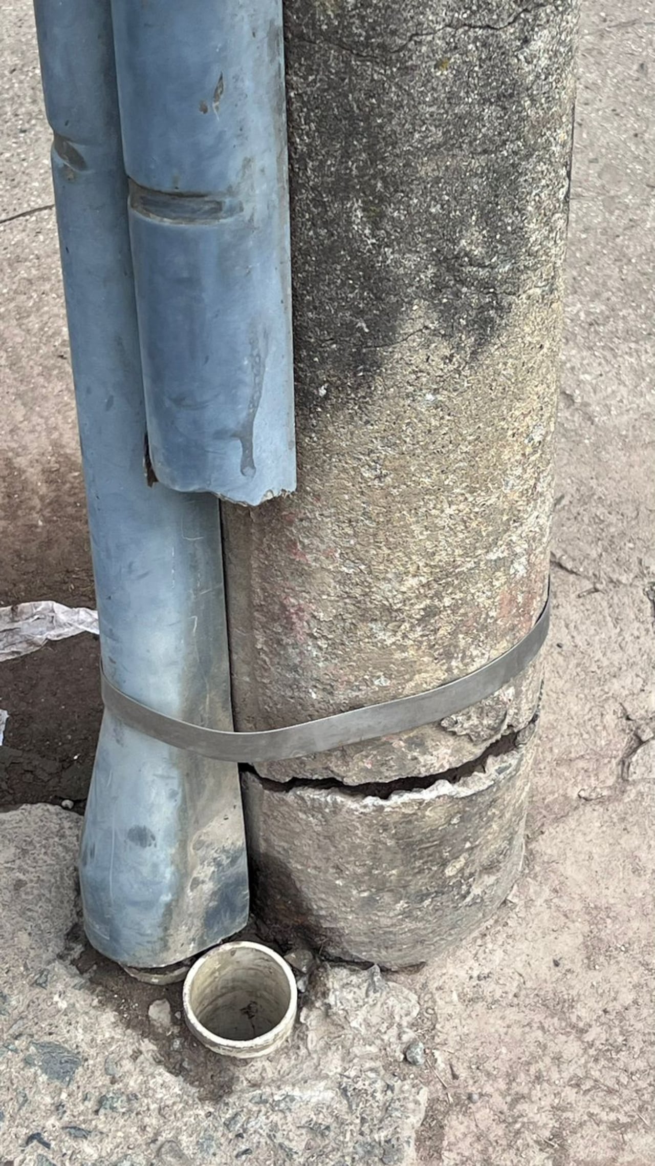 Habitante del sector asegura que ha realizado varios reportes a Emcali sin que, hasta ahora, se haya dado solución al problema.