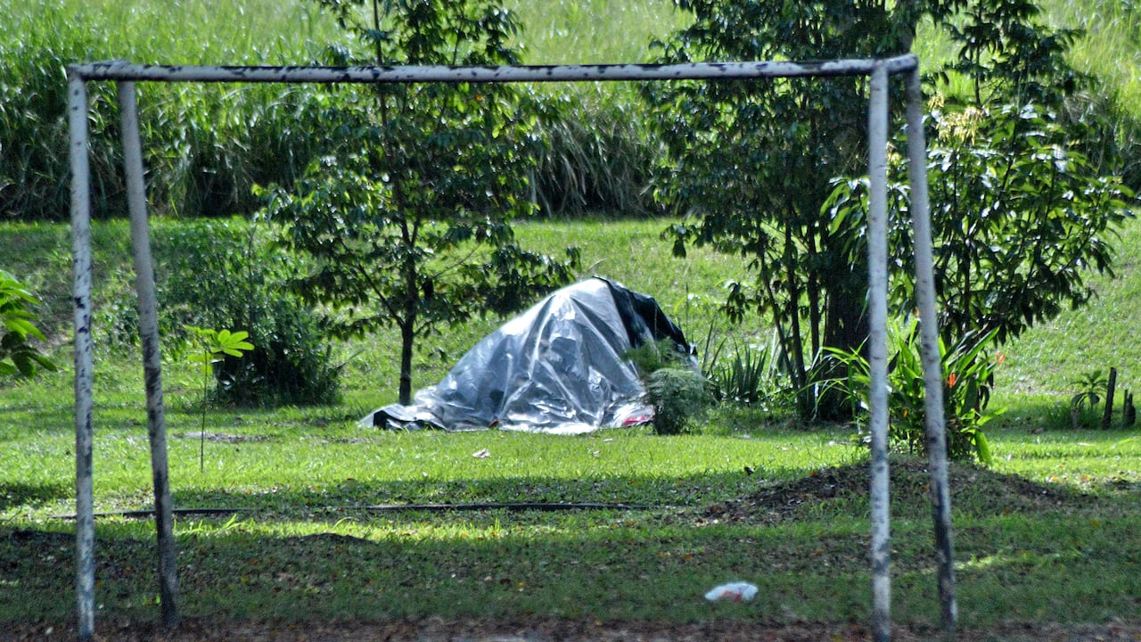 País Denuncia, Grietas en vía del MIO y Abandono Parque Los Álamos.