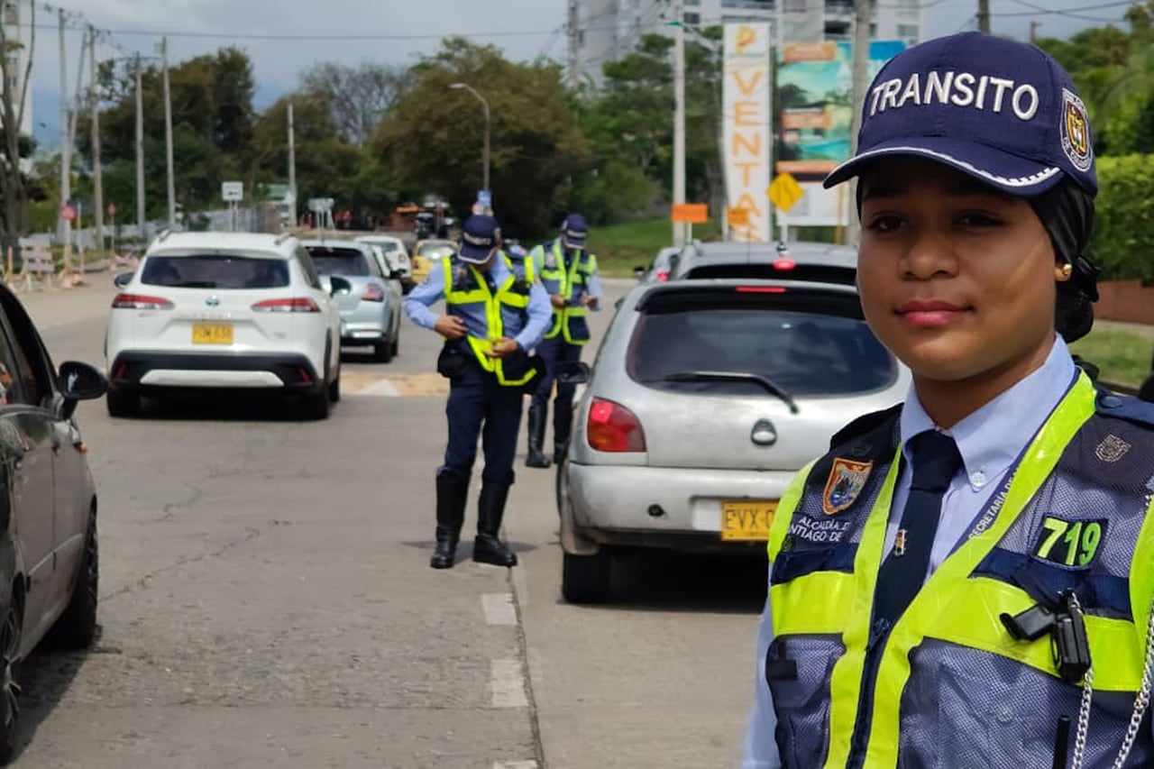 Los operativos de Semana Santa y plan retorno en Cali. Contaron con más de 400 agentes de tránsito, apoyados por la Policia Nacional.