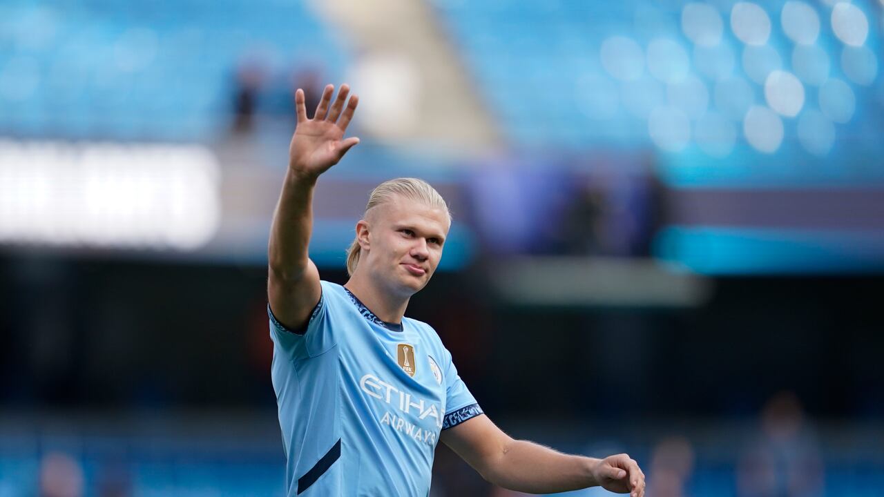 FILE -Manchester City's Erling Haaland waves fans after the English Premier League soccer match between Manchester City and Ipswich Town at the Etihad Stadium in Manchester, England, Aug. 24, 2024. (AP Photo/Dave Thompson, File)