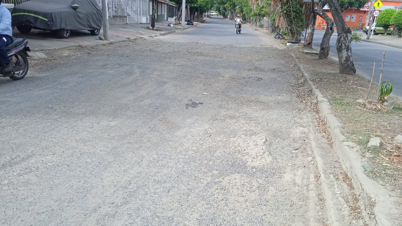 Representantes de los habitantes del barrio adelantaron solicitudes ante las entidades correspondientes para buscar una solución a la problemática vial que afecta la zona.