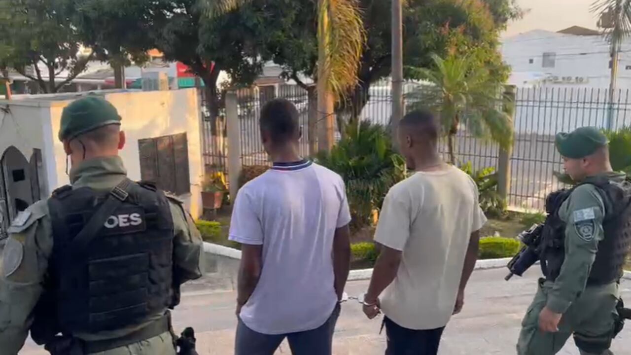 'El Cantante' y 'Chiqui' fueron capturados por su responsabilidad en varios hurtos a establecimientos de giros y apuestas.