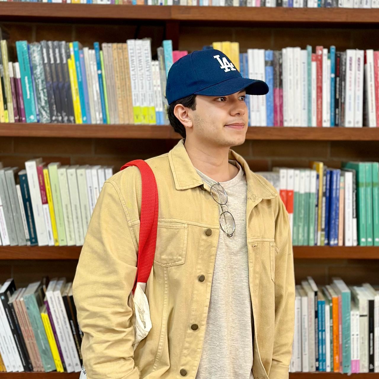 Benavidez indicó que es un apasionado por la lectura y que perdió la cuenta de los libros que ha terminado.