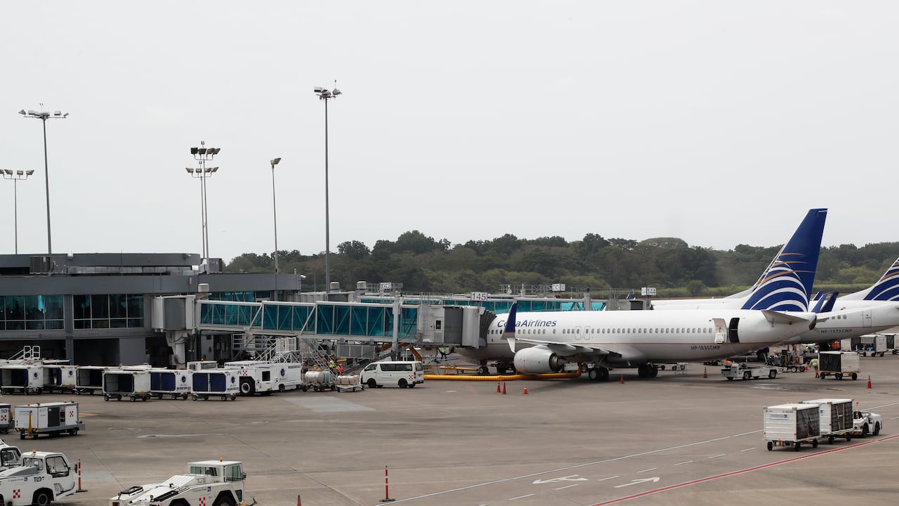 AEROPUERTOS