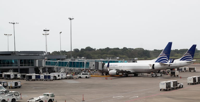 AEROPUERTOS