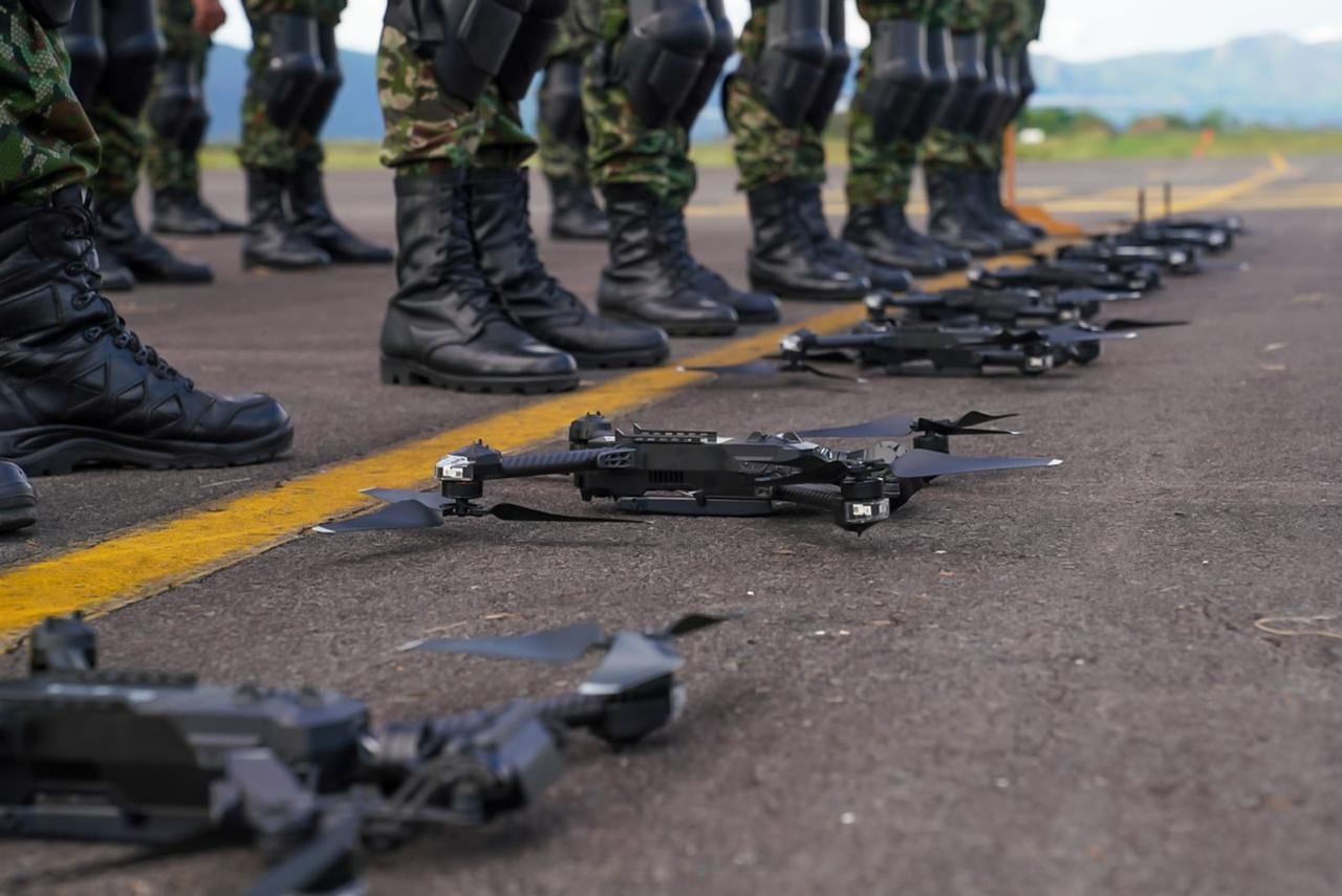 Para esta niciativa fue creado un equipo multi disciplinario de las Fuerzas Militares y la Policía Nacional.