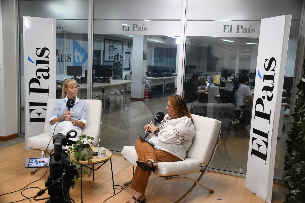 Cali: Entrevista con la Gobernadora del Valle del Cauca. Dilian Francisca Toro.