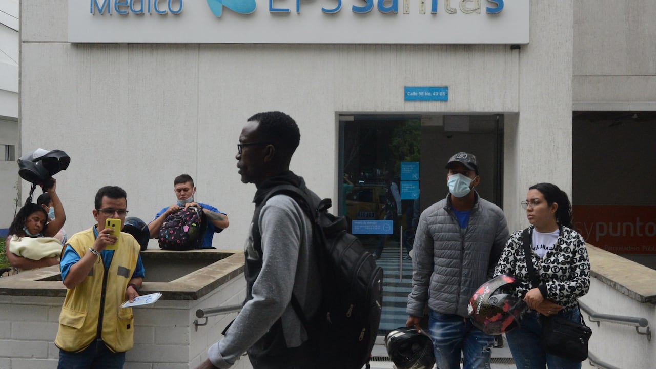 Cali; Completa normalidad en las instalación de las EPS Sanitas en Cali tras anuncio de intervención de Supersalud Foto José L Guzmán. El País