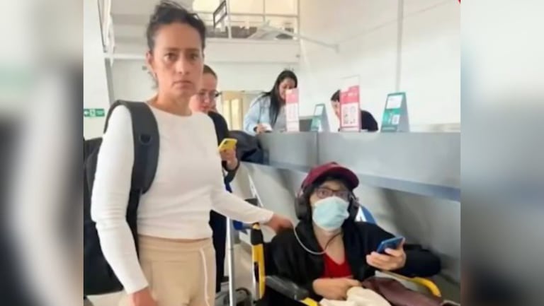 Madre colombiana vende todo para salvar a su hijo con cáncer en México