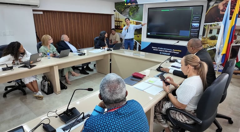 Fortalecen apoyo técnico a municipios del Valle afectados por el terremoto.