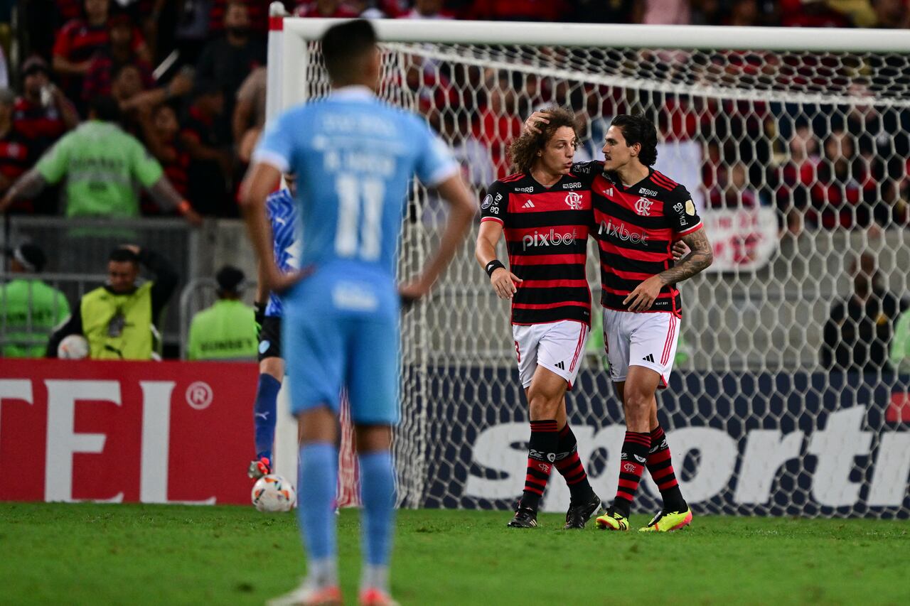 Flamengo vs Bolívar por Copa Libertadores.