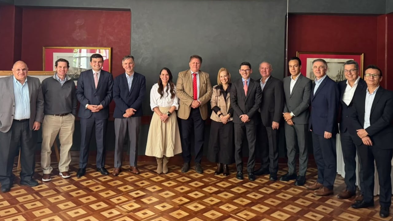 Indalecio Dangond sostuvo su primer encuentro con los presidentes de Asocaña y de los ingenios azucareros.