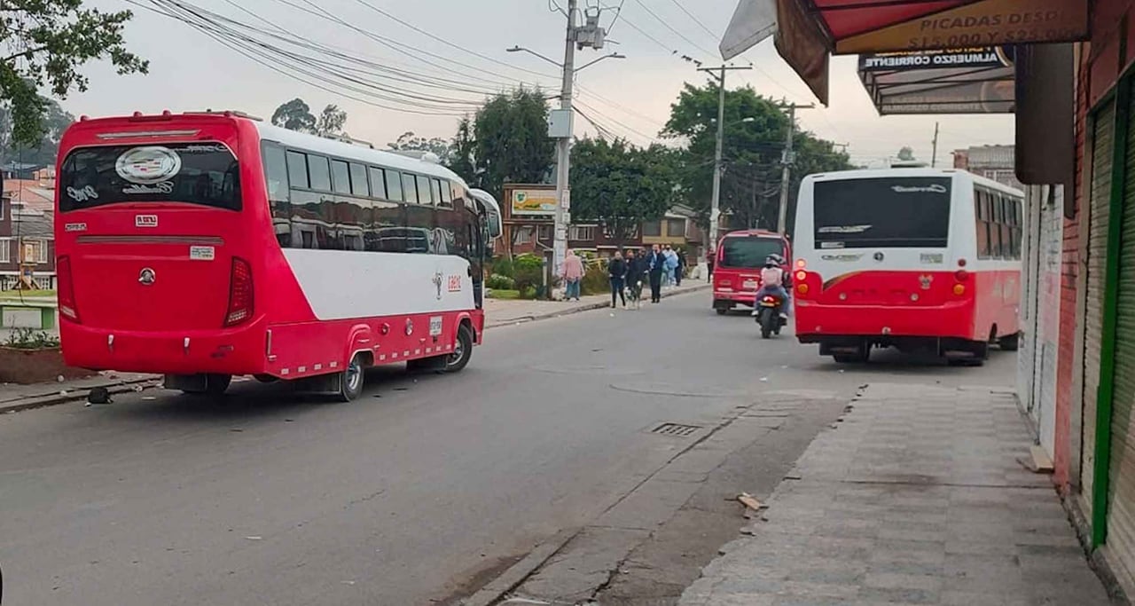 Paro de buses en Soacha por el congelamiento de pasajes.