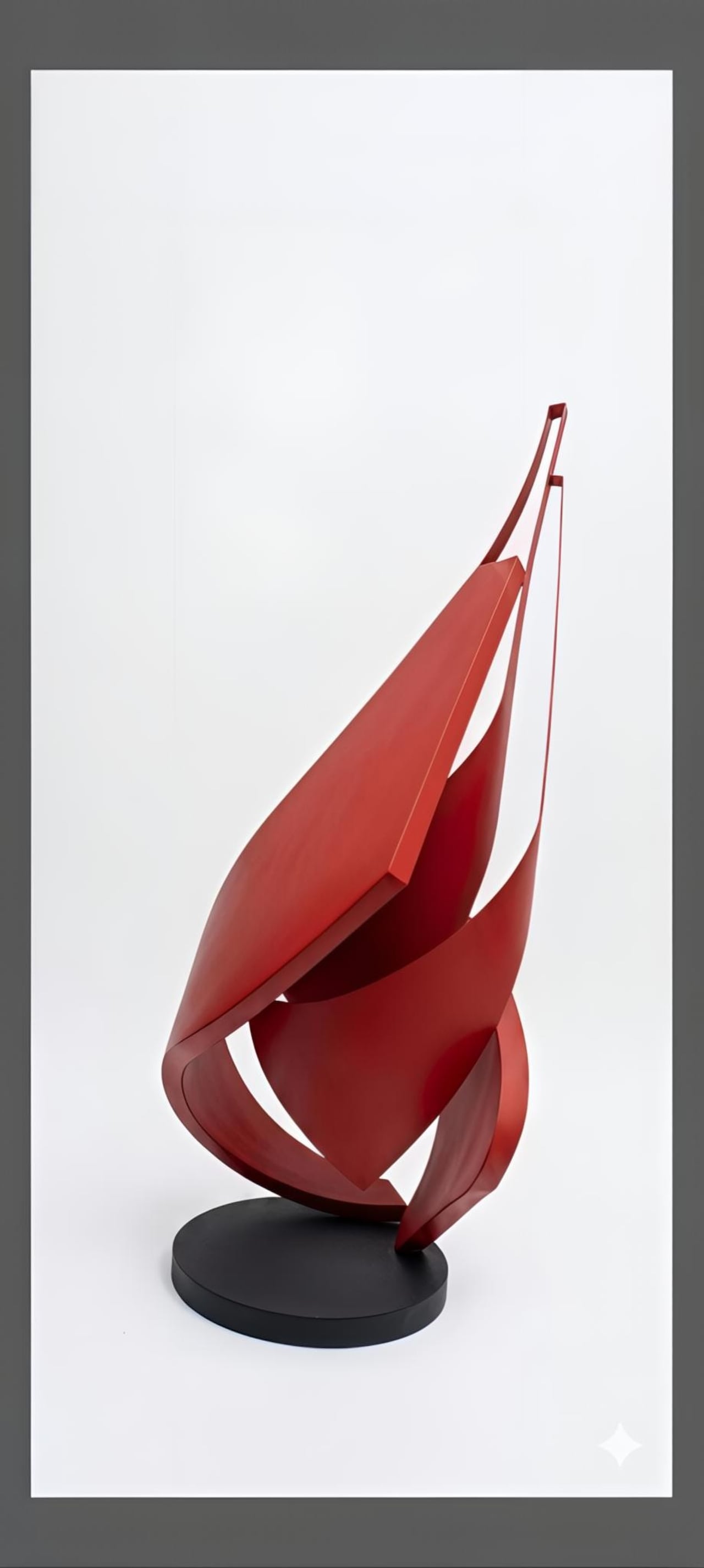 Voluta. Acero inoxidable, poliéster.
220-100-090 cm.
Original. Gabriel Beltrán.
