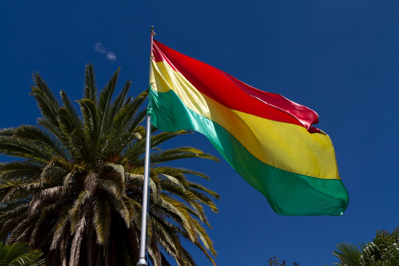 La estructura dual de capitales en Chile y Bolivia resalta en América Latina, con Valparaíso siendo reconocida como la ‘joya del Pacífico’ por su importancia legislativa y cultural.