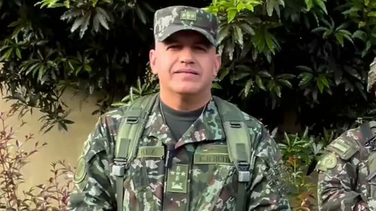 El coronel del Ejército Carlos Didier Pérez Amorocho habría beneficiado por muchos años al ELN y estructuras de las disidencias de las Farc