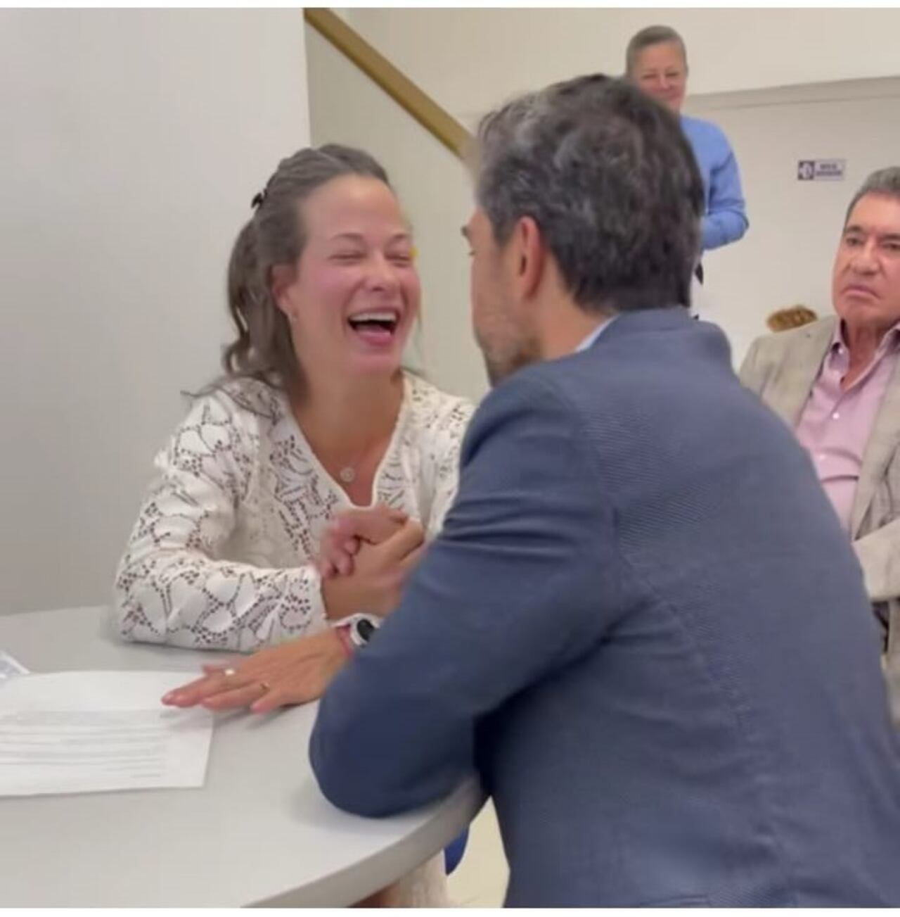 Estefanía se casó por segunda vez con su esposo; estos son los