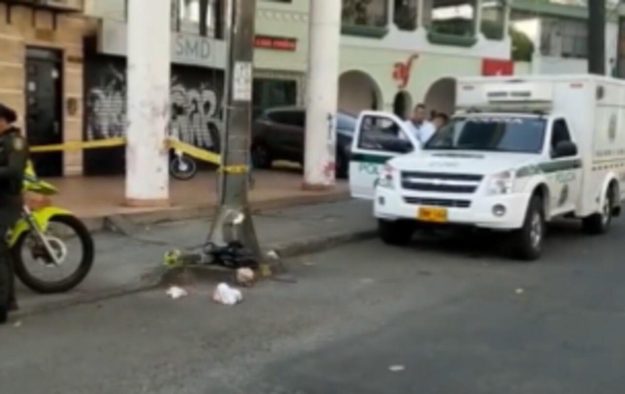 El escabroso hallazgo se registró en la mañana de este martes en un importante corredor vial.