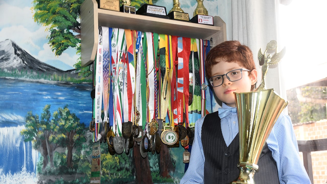 Deporte: Nicolas Ramirez, niño ajedrecista, Campeon Nacional. foto José L Guzmán. EL País