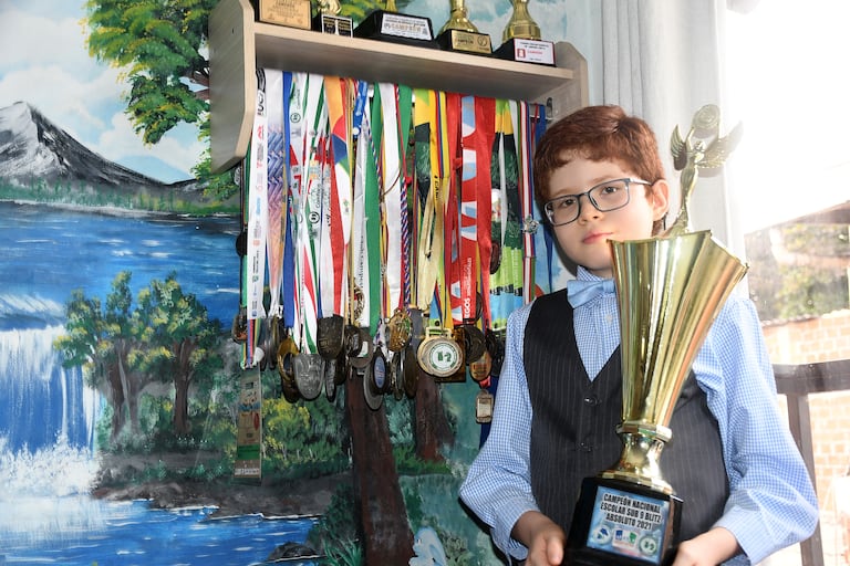 Deporte: Nicolas Ramirez, niño ajedrecista, Campeon Nacional. foto José L Guzmán. EL País