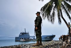 Buque de la Armada Colombiana ARC Golfo de Tribugá, que llevará 18 toneladas de basura desde la isla de Gorgona, hasta el municipio de Guapi en el Cauca. Esta jornada se realiza en el marco de la COP16. Fecha 29 de septiembre de 2024. Foto Jorge Orozco / El País