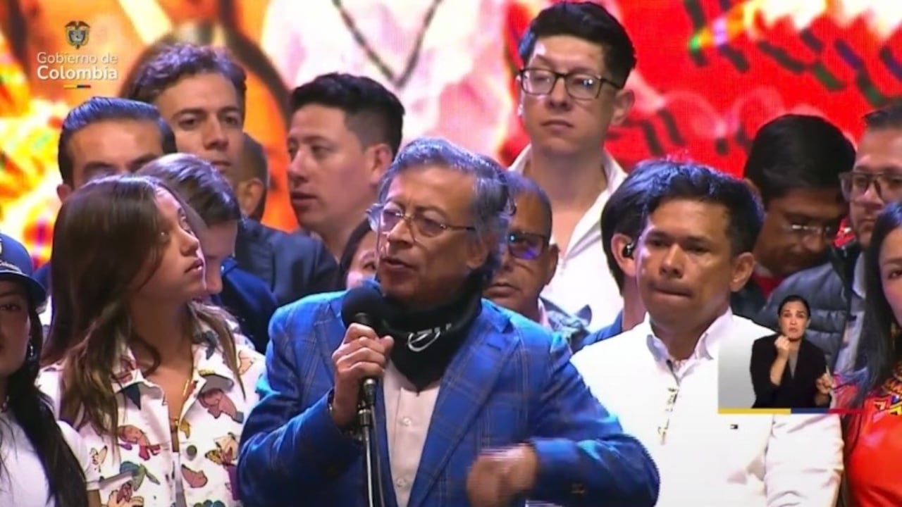 El presidente saliente, Gustavo Petro, agitó su discurso a pocos días de salir de la Casa de Nariño.