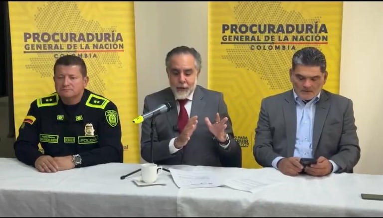 El Procurador General de la Nación, Gregorio Eljach, el ministro del Interior, Armando Benedetti y representantes de la cúpula militar se reunieron para evaluar la seguridad de los candidatos de caras a las elecciones del 31 de mayo.