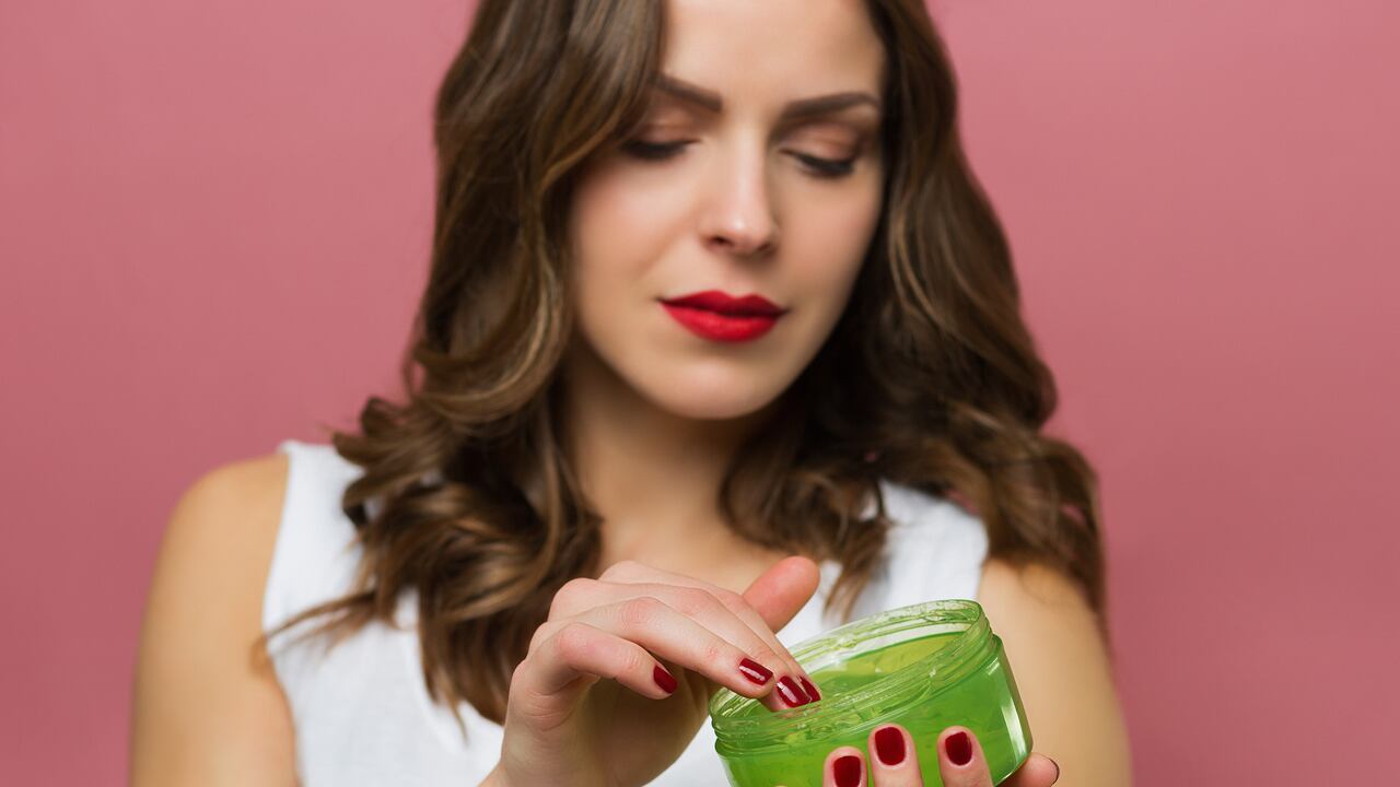 La sábila ayuda a darle brillo al cabello.