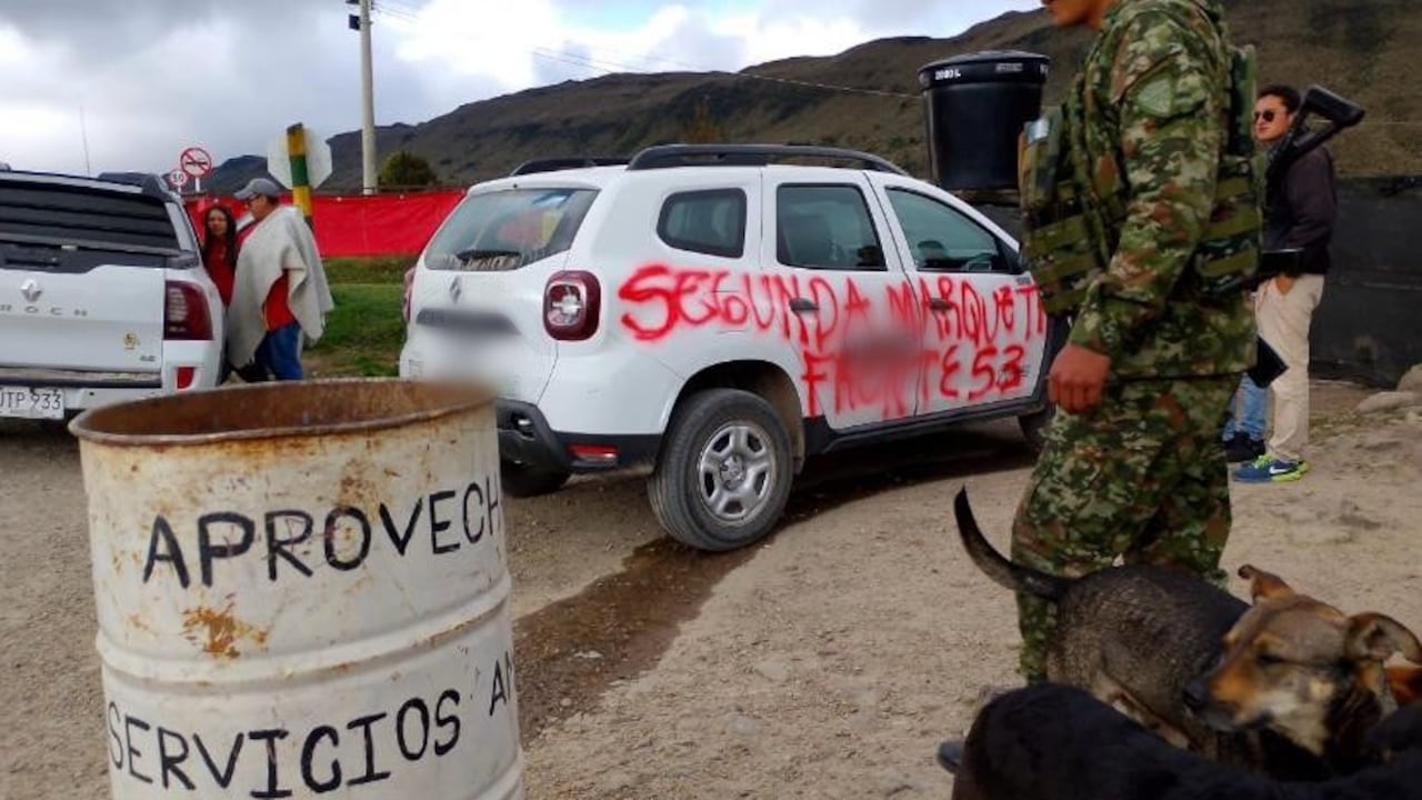 Las autoridades ya están adelantando las investigaciones luego de que las disidencias de las Farc de la Segunda Marquetalia vandalizaran una camioneta en Sumapaz