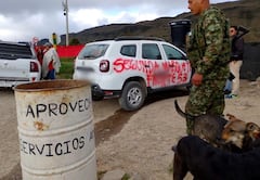 Las autoridades ya están adelantando las investigaciones luego de que las disidencias de las Farc de la Segunda Marquetalia vandalizaran una camioneta en Sumapaz