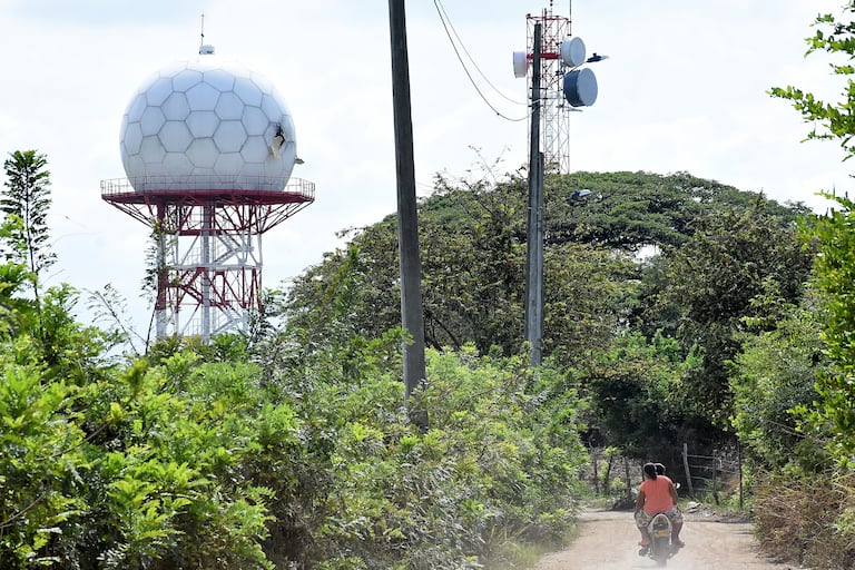 Tema de Domingo No Usar, Recorrido Corregimiento El Carmelo después del atentando al Radar Con drones.