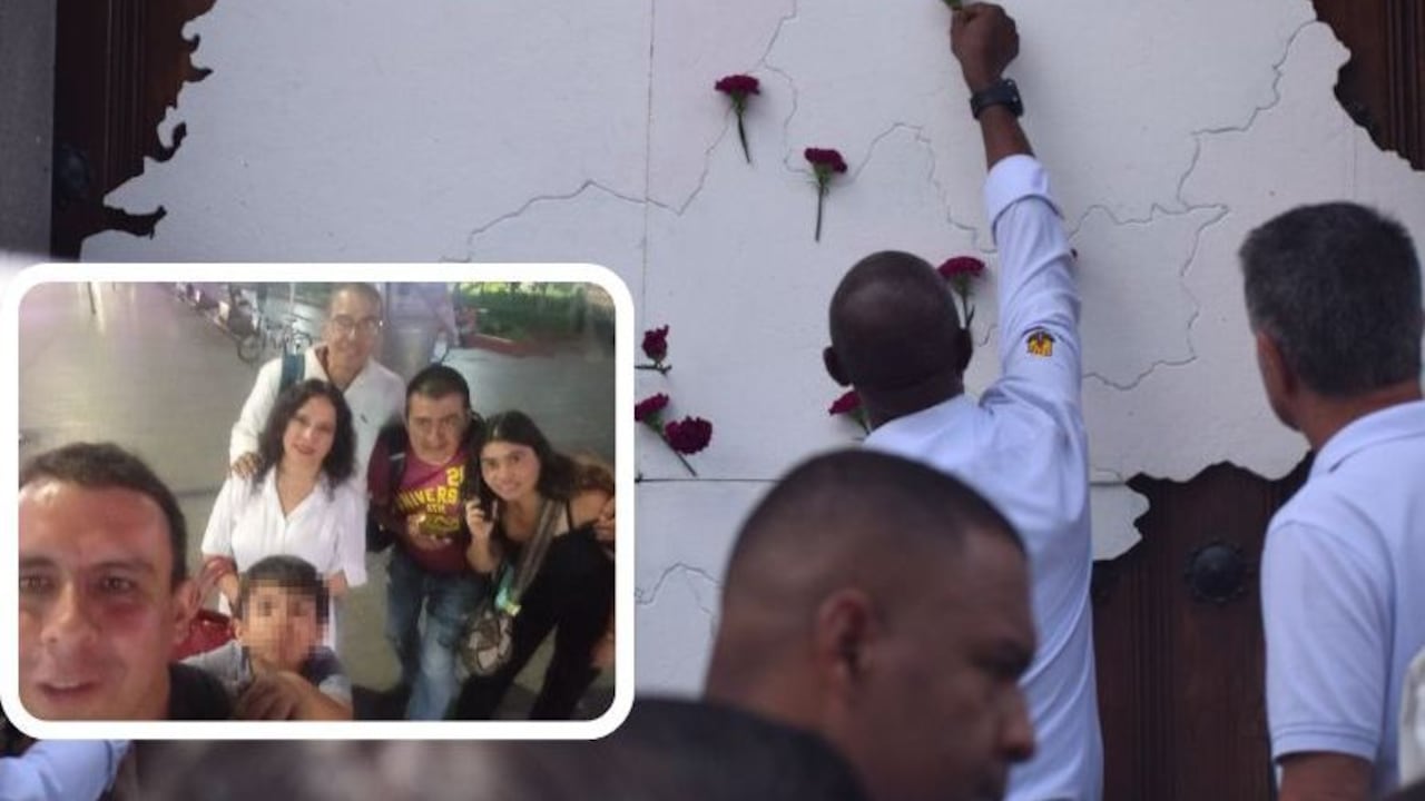 Periodistas caucanos realizaron un plantón en el parque Caldas de Popayán para rechazar el asesinato del reportero Mateo Pérez Rueda y exigir garantías para ejercer la labor informativa