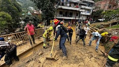 Funcionarios de la Cruz Roja, el Dagrd, Policía, militares y voluntarios ayudaron a atender a los damnificados por las lluvias en Medellín.